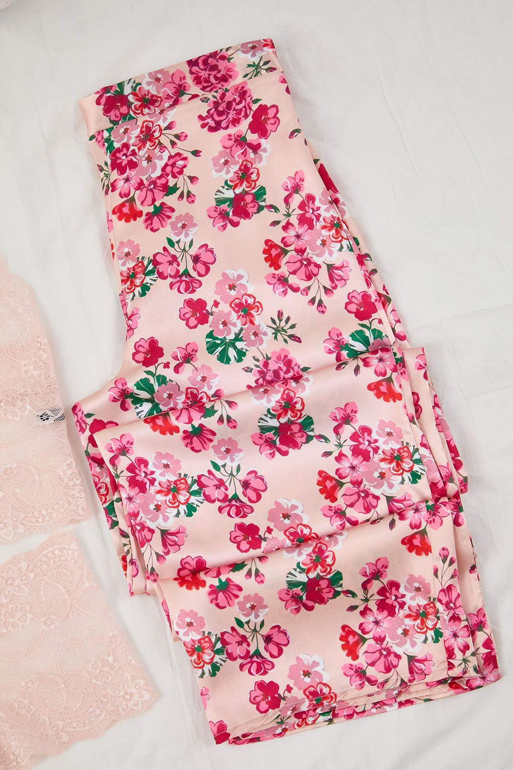 Lacivert 3lu Ceyiz Set Ust Dantel, Alt Saten Ask?l? Kulotlu Dokuma Pijama Tak?m? THMAW26PT00077 - Trendyolmilla фото 48