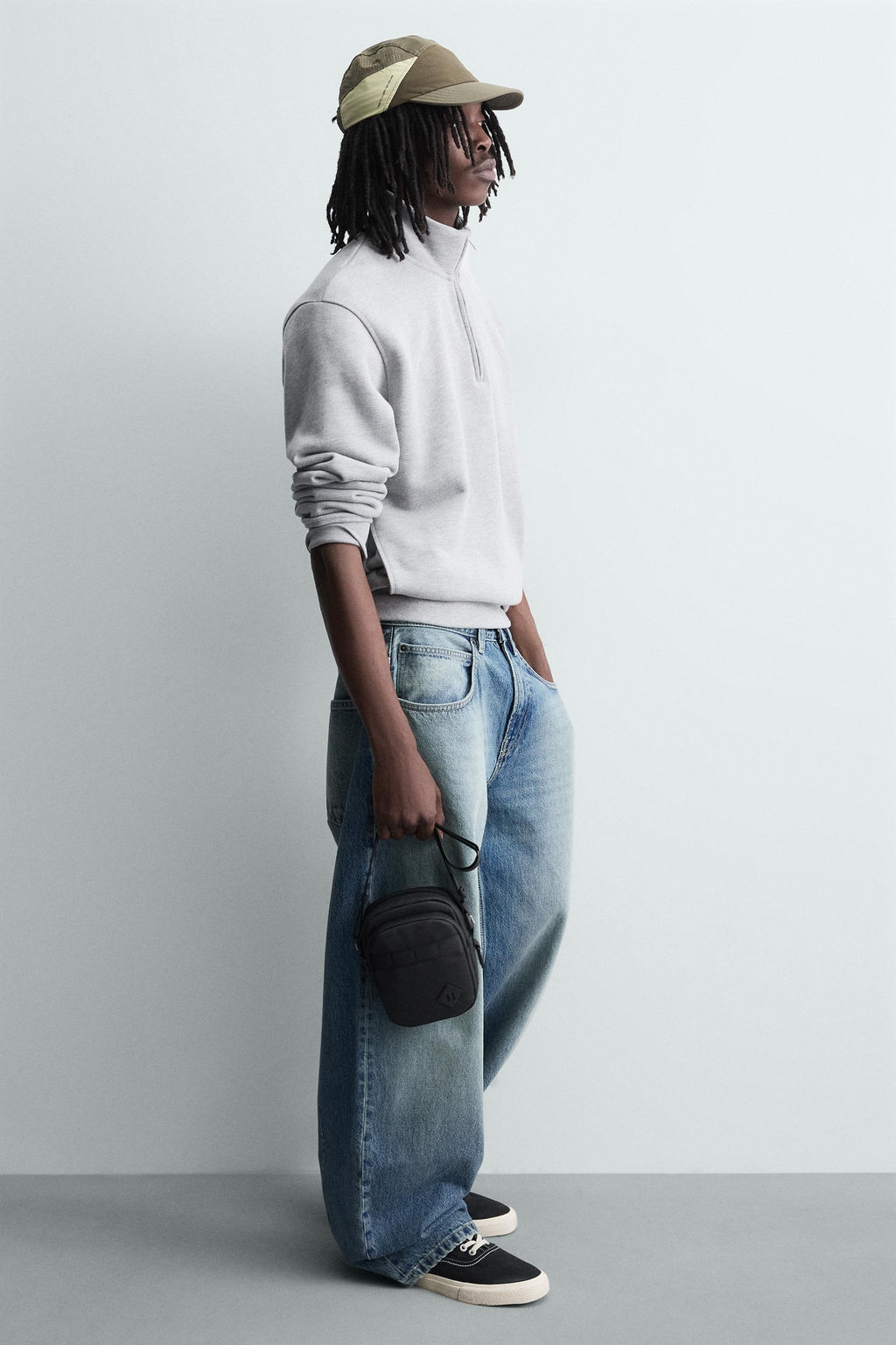 RUBBERISED CROSSBODY BAG - Zara фото 2