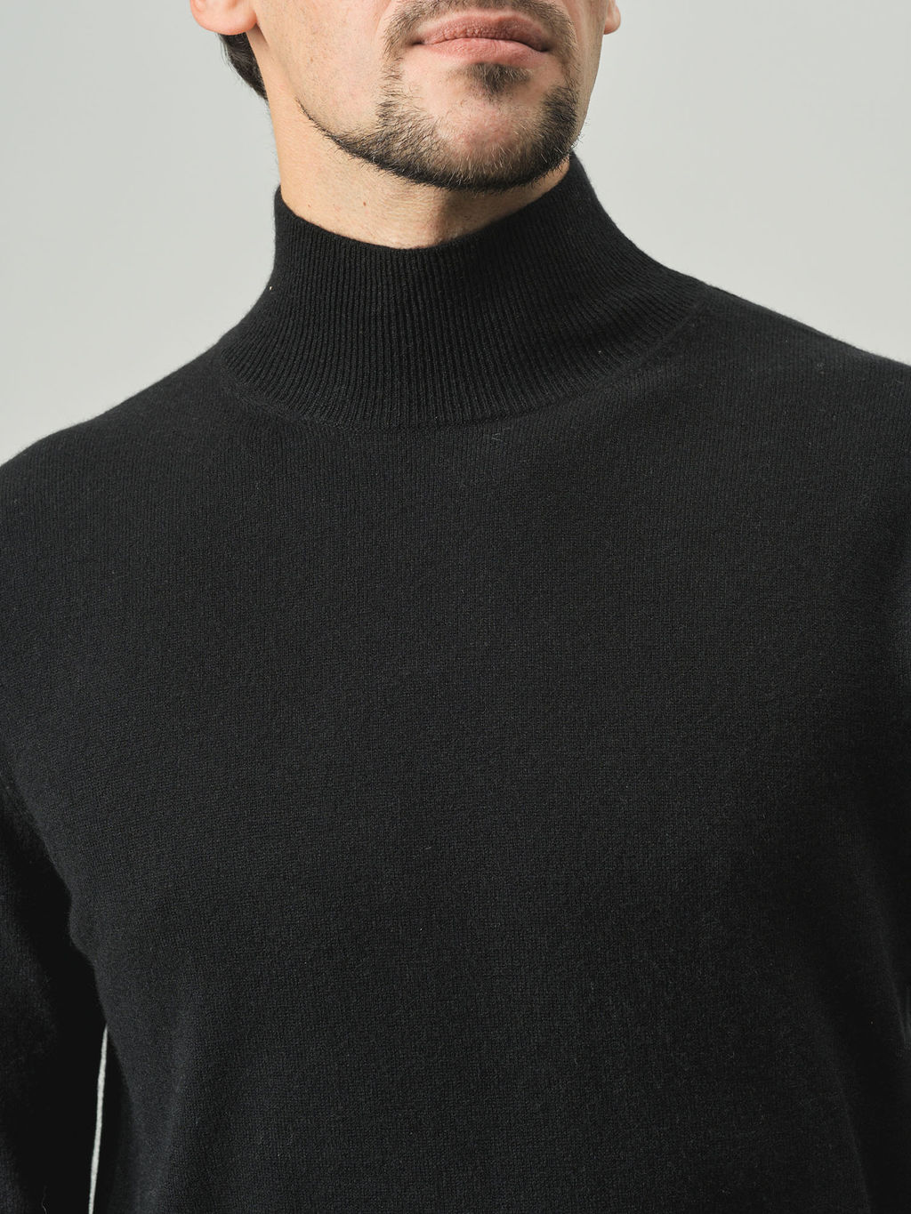 Джемпер мужской из кашемира KM051708-E черный
