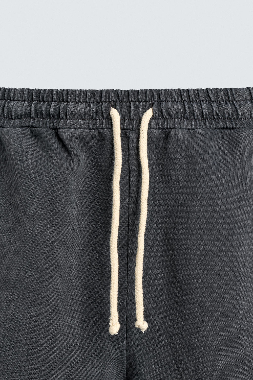 SHORTS JOGGER LAVADOS / Antracita oscuro