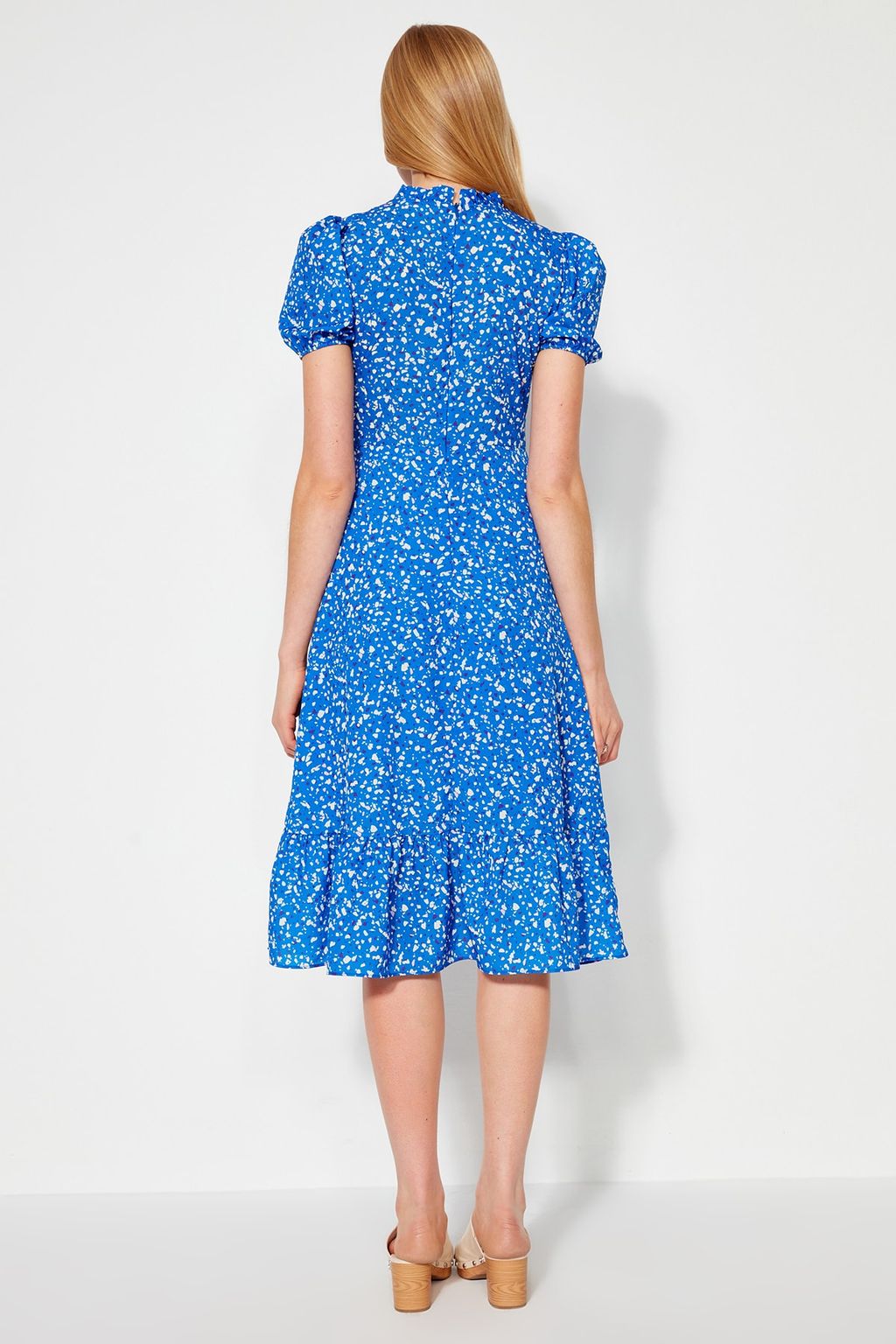 TRENDYOLMILLA Ac?k Mavi Cicekli A Kesim F?rf?rl? Midi Dokuma Elbise TWOSS20EL0894  фото 49