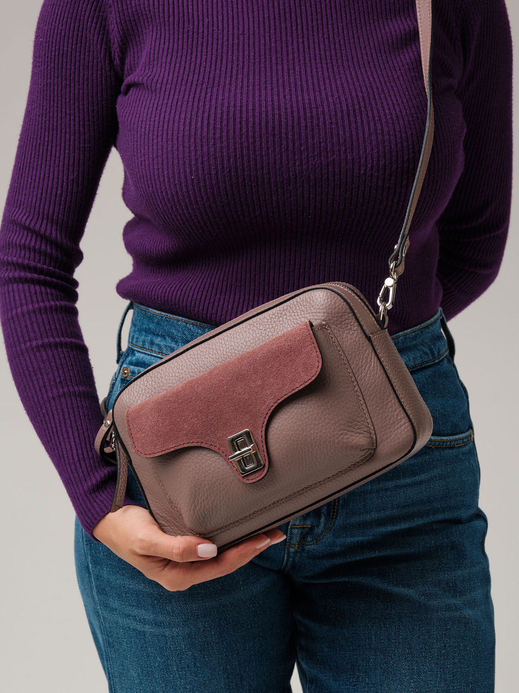 Сумка кросс-боди Deboro 30270 розово-серый