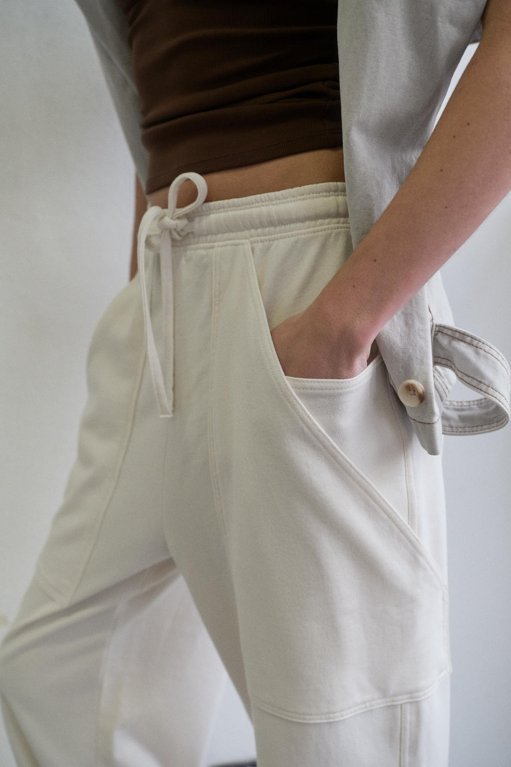 PANTAL?N JOGGER BOLSILLOS / Crudo - Zara фото 5