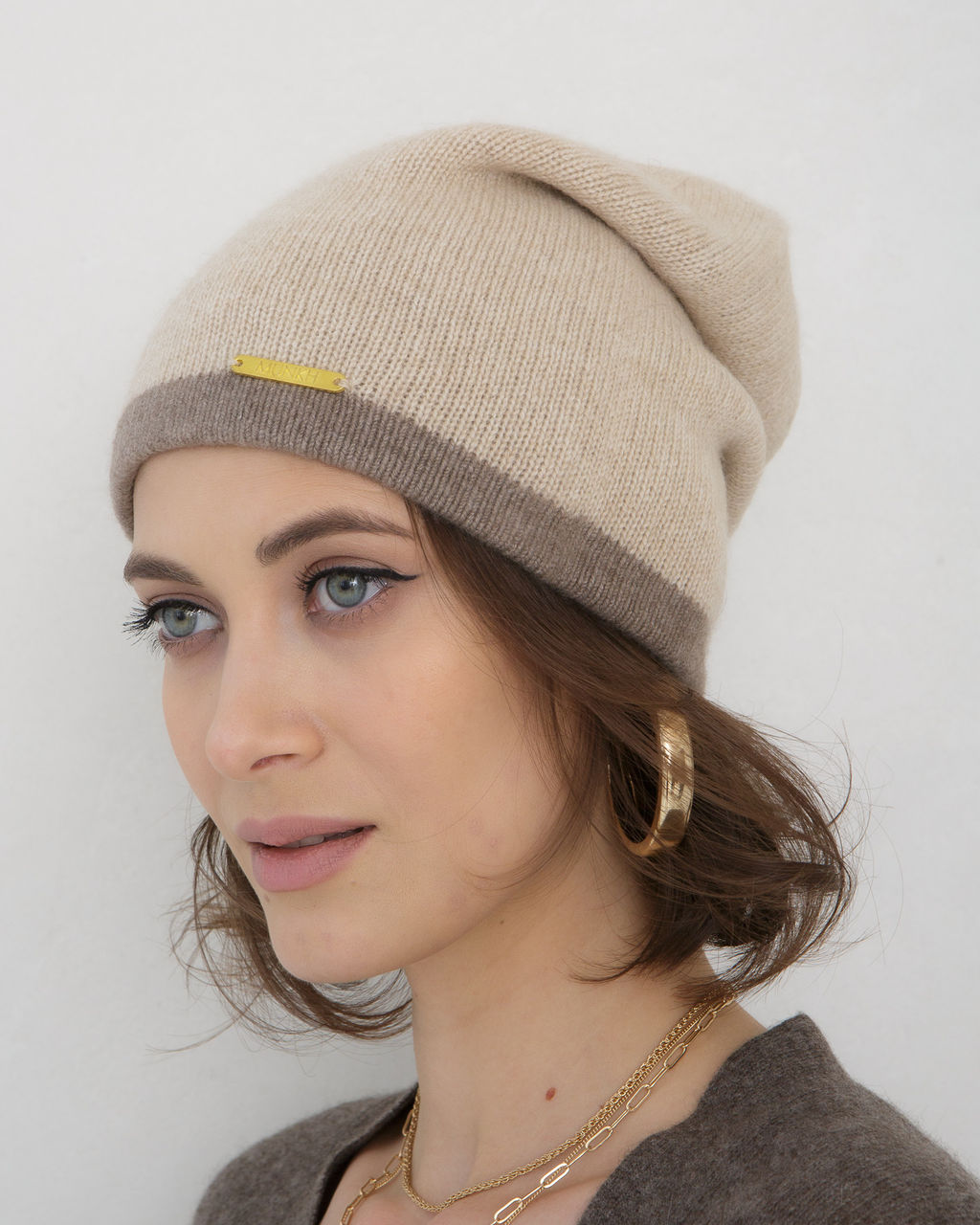Шапка из кашемира 04186 бежевая