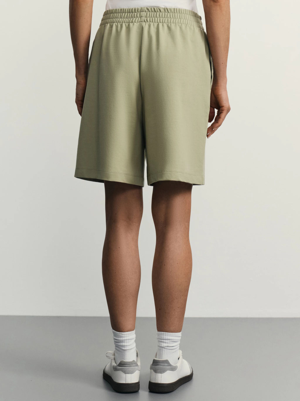 Трикотажные шорты с эластичным поясом / Zarina  фото 4