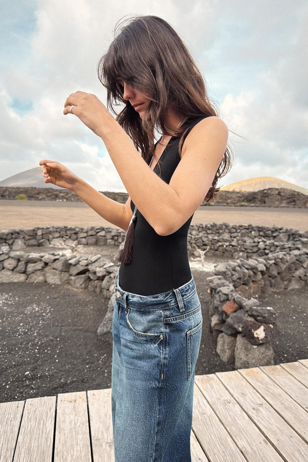 FITTED V-NECK BODYSUIT - Zara фото 7