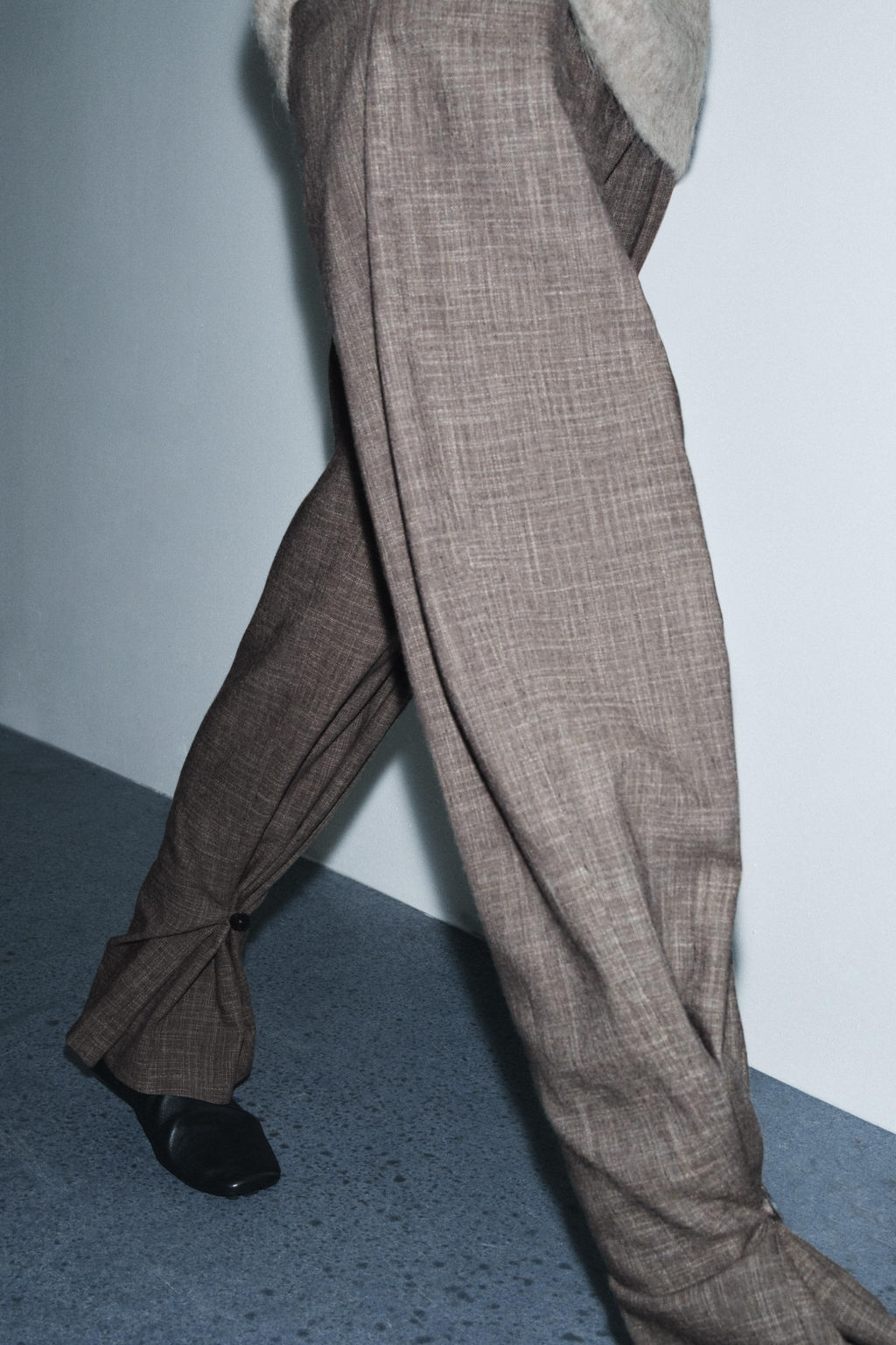 ZW COLLECTION TROUSERS WITH BUTTON CUFFS - Zara фото 3