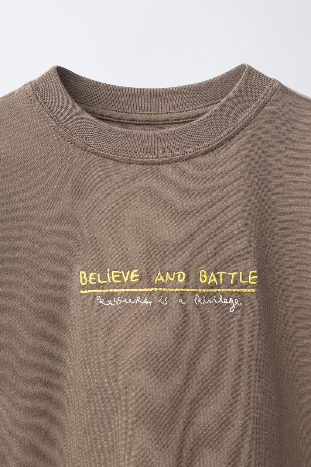 CAMISETA ESTAMPADA TENIS / Marr?n / Topo - Zara фото 4