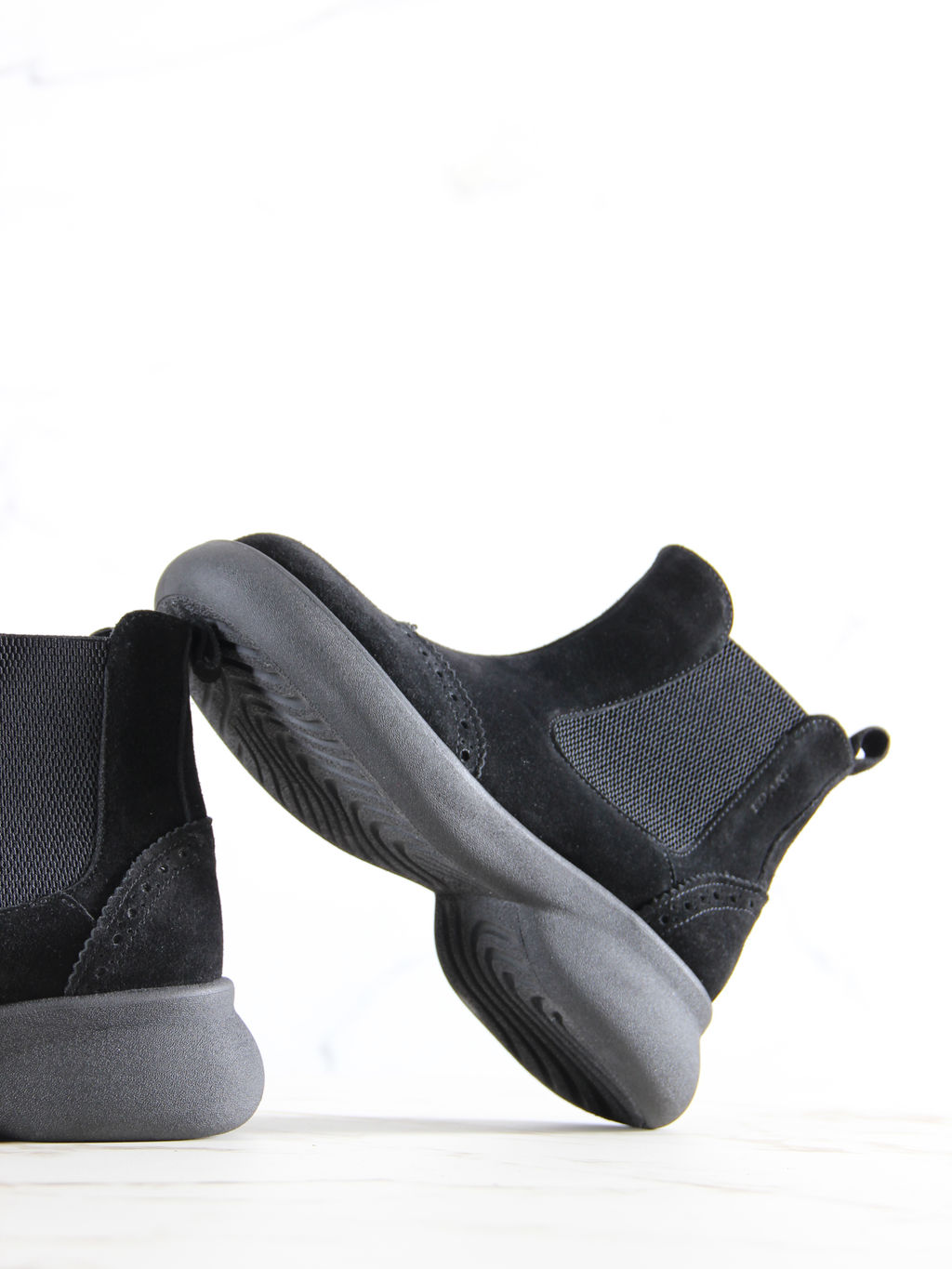 Челси 332.927bl. Черная замша/Байка