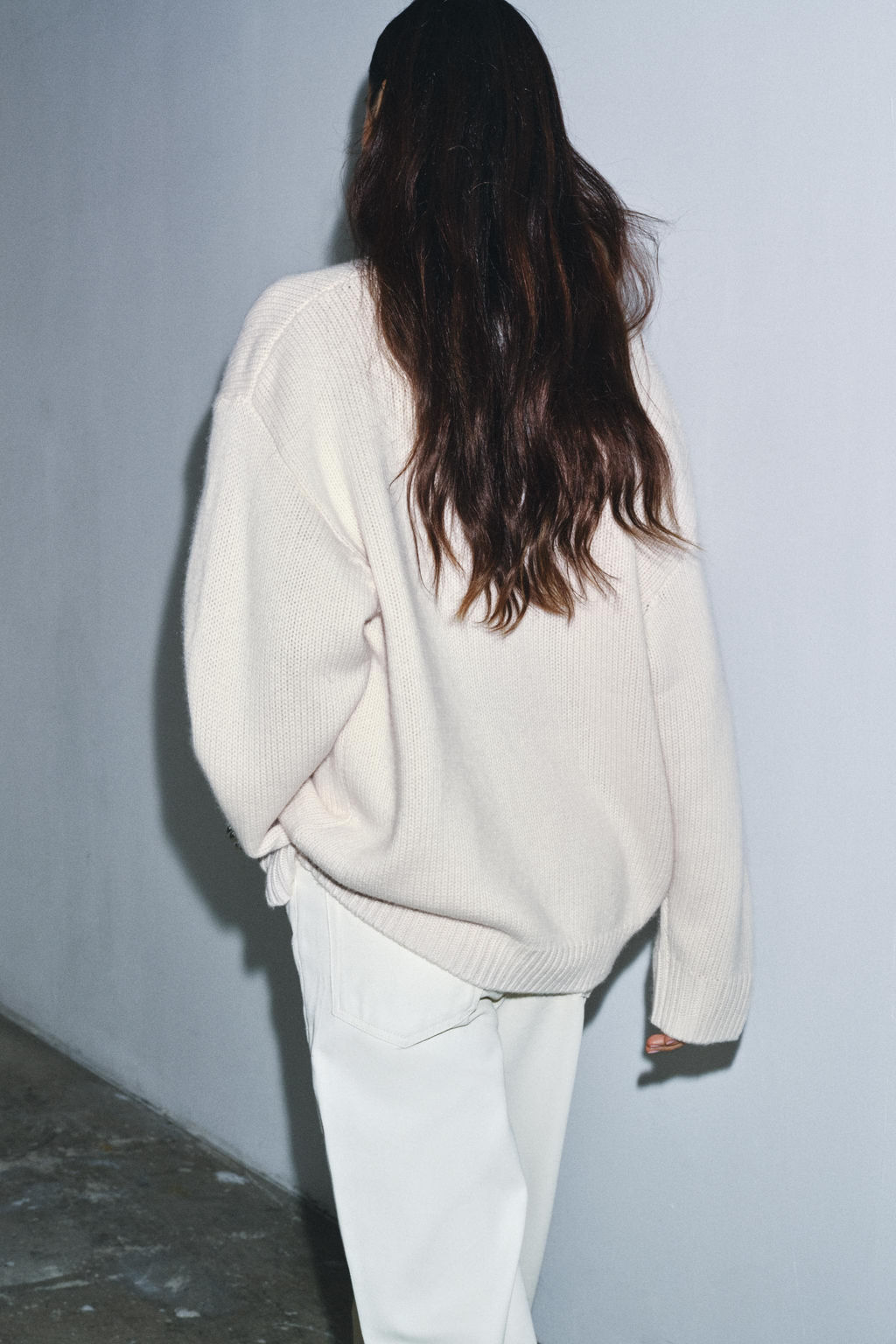 OVERSIZED WOOL AND CASHMERE SWEATER - Zara фото 3