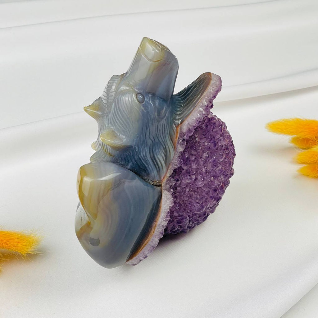 Волк резной из камня Агат серый с аметистовой жеодой - Радуга самоцветов фото 5