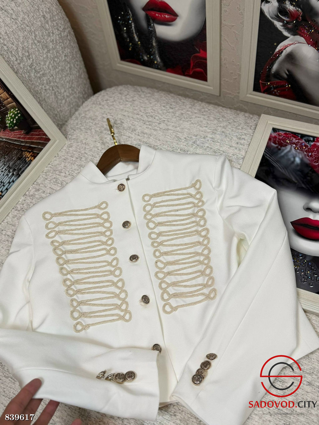 Пиджак женский на пуговицах - Bruno фото 2