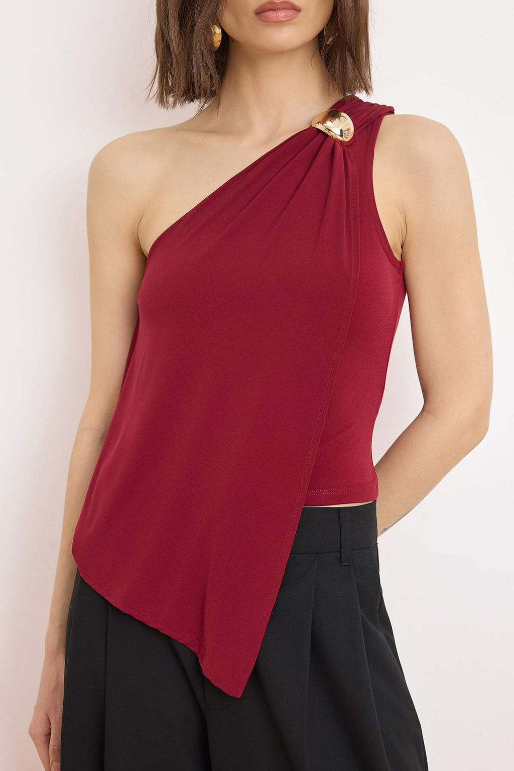 Koyu Bordo Asimetrik Kesim Aksesuar Detayl? Party Bluz TPRSS26BZ00051 - Trendyolmilla фото 3