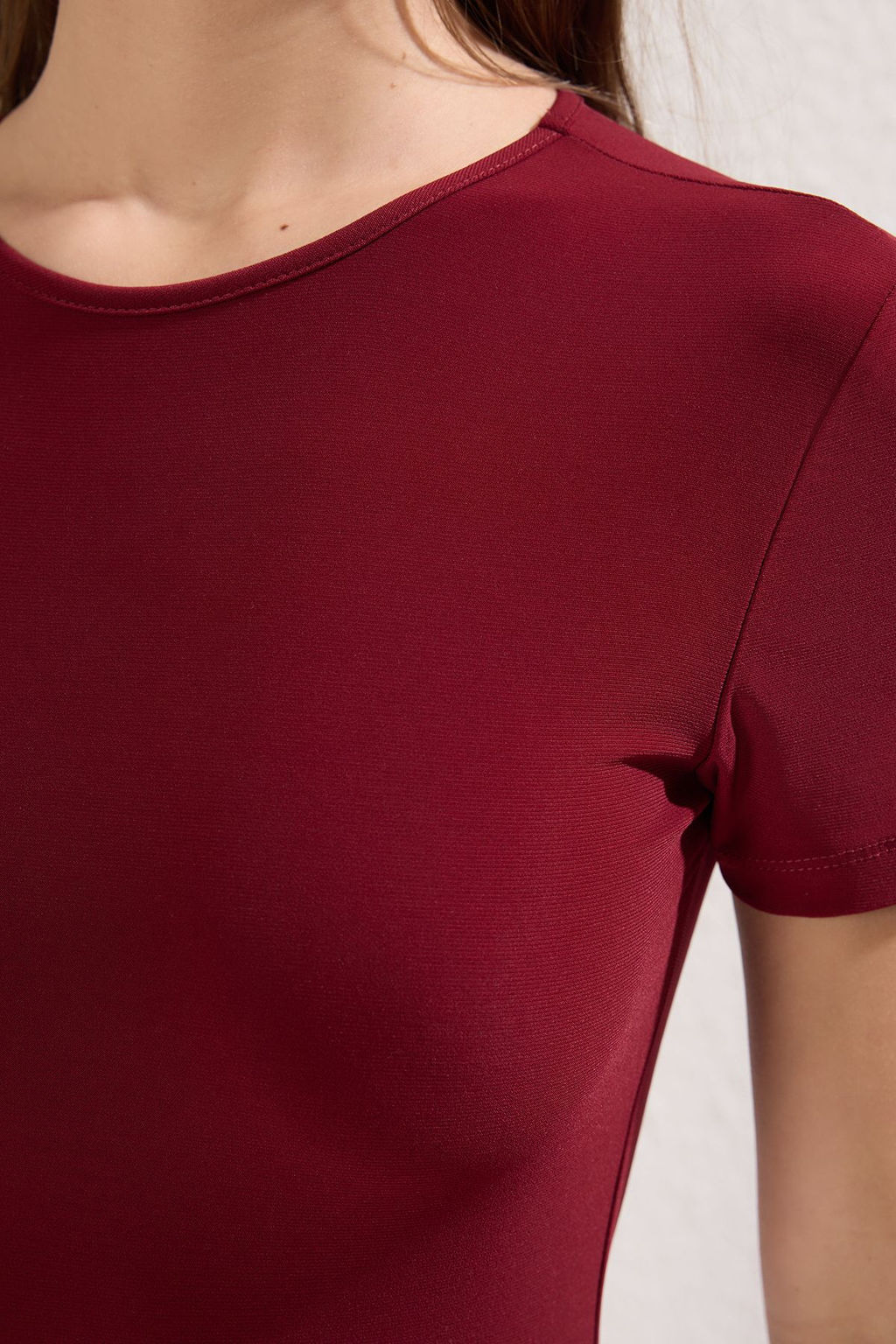 Bordo K?sa Kol Vucuda Oturan Bisiklet Yaka Esnek Orme Maxi Kalem Elbise TWOSS24EL00097