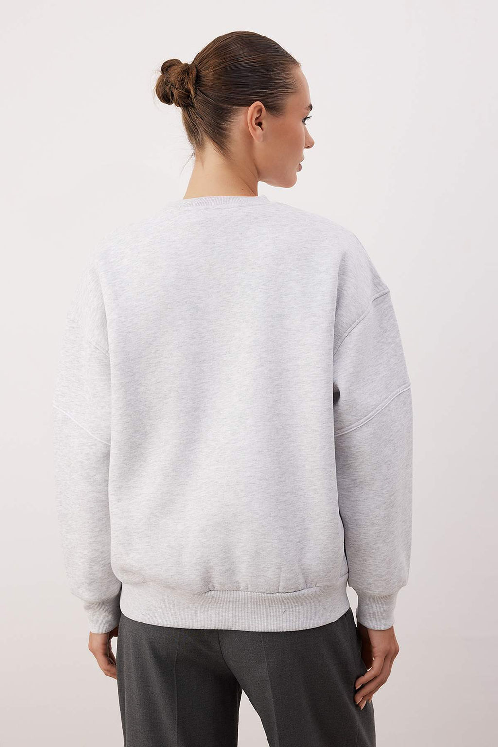 Kar Melanj Kal?n Ici Polarl? Slogan Nak?sl? Oversize Bisiklet Yaka Orme Sweatshirt TWOAW26SW00078