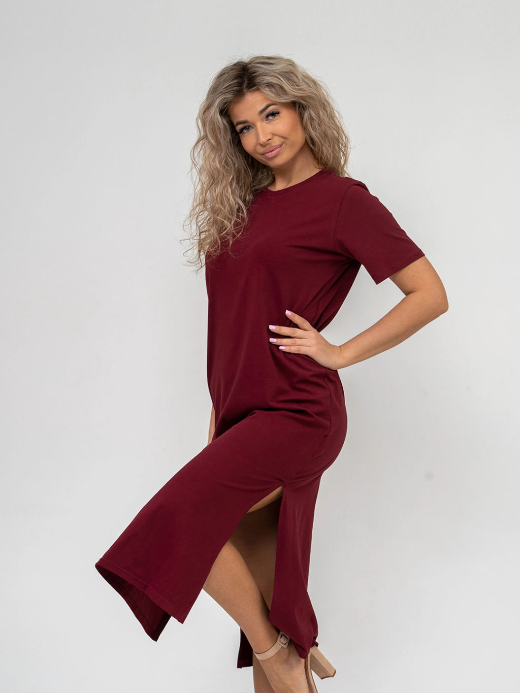 Платье женское, цвет бордовый