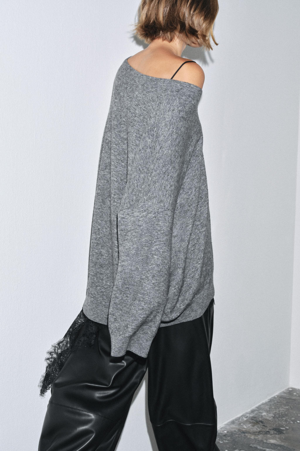 OVERSIZED WOOL SWEATER - Zara фото 3