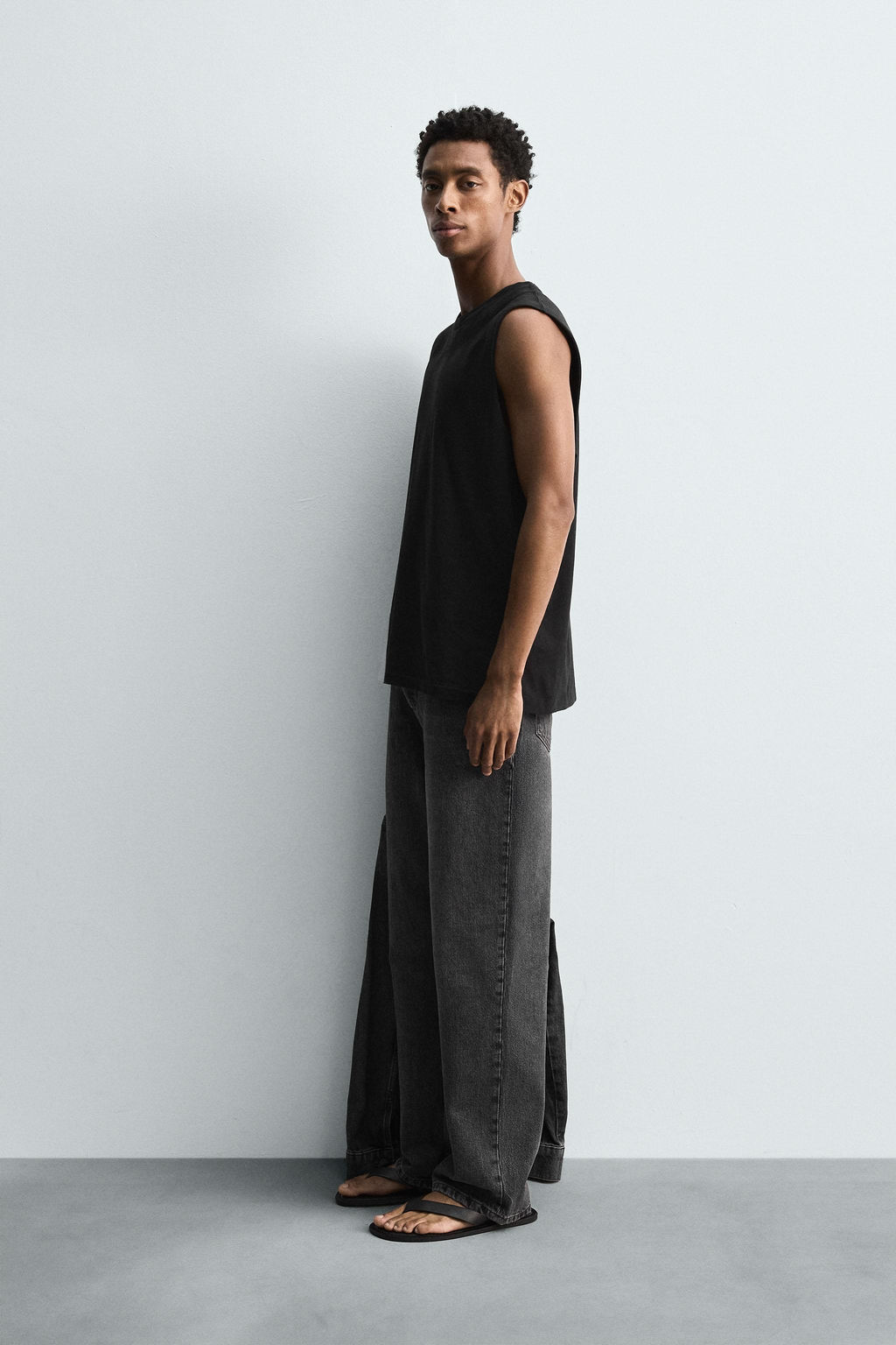 LIGHTWEIGHT TANK T-SHIRT - Zara фото 4