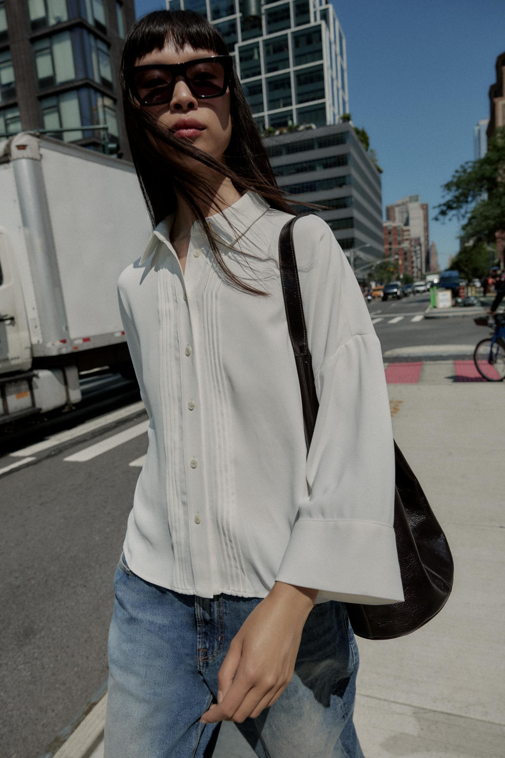CREPE SHIRT WITH PINTUCKS - Zara фото 2
