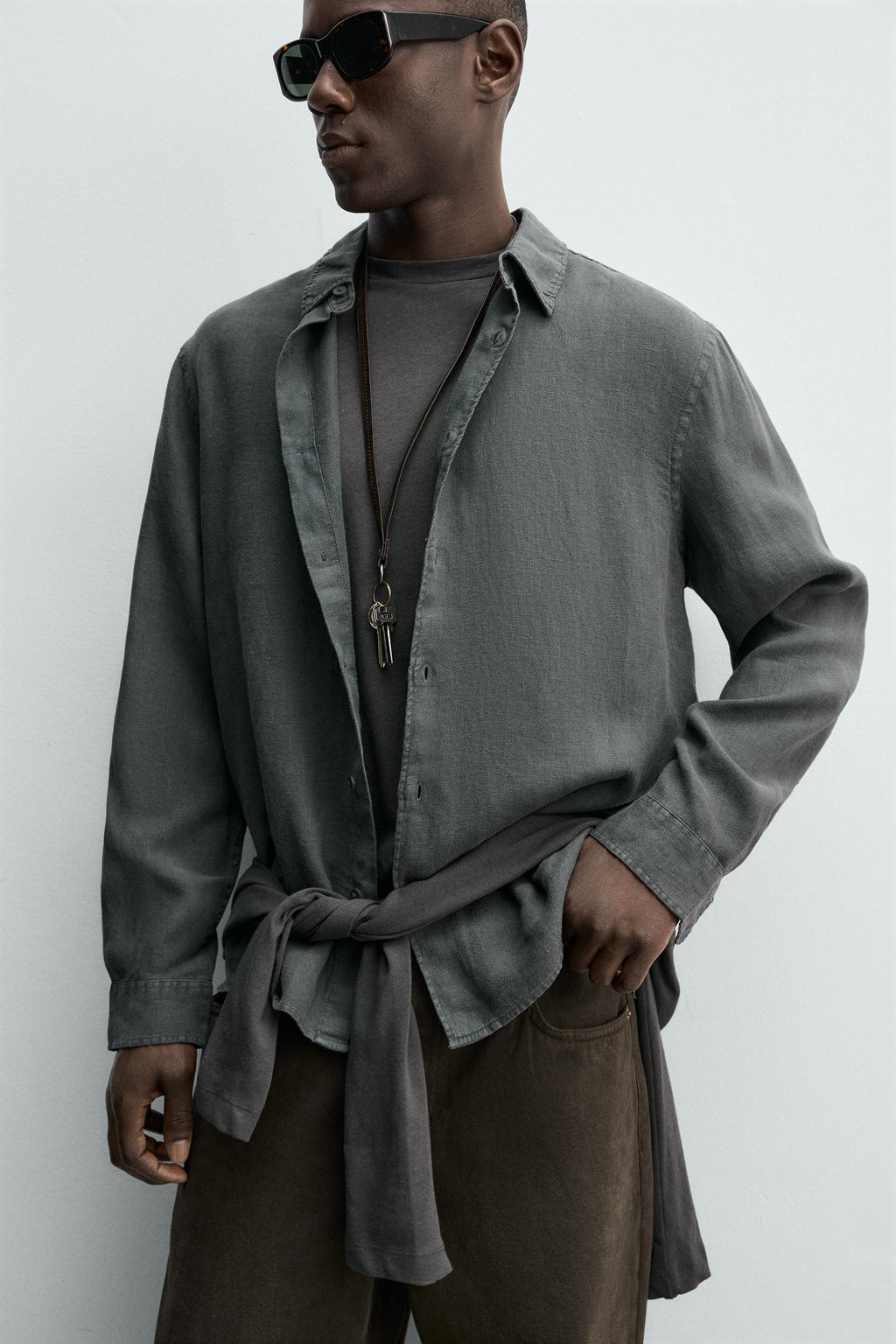 CAMISA REGULAR FIT 100% LINO / Gris antracita - Zara фото 5