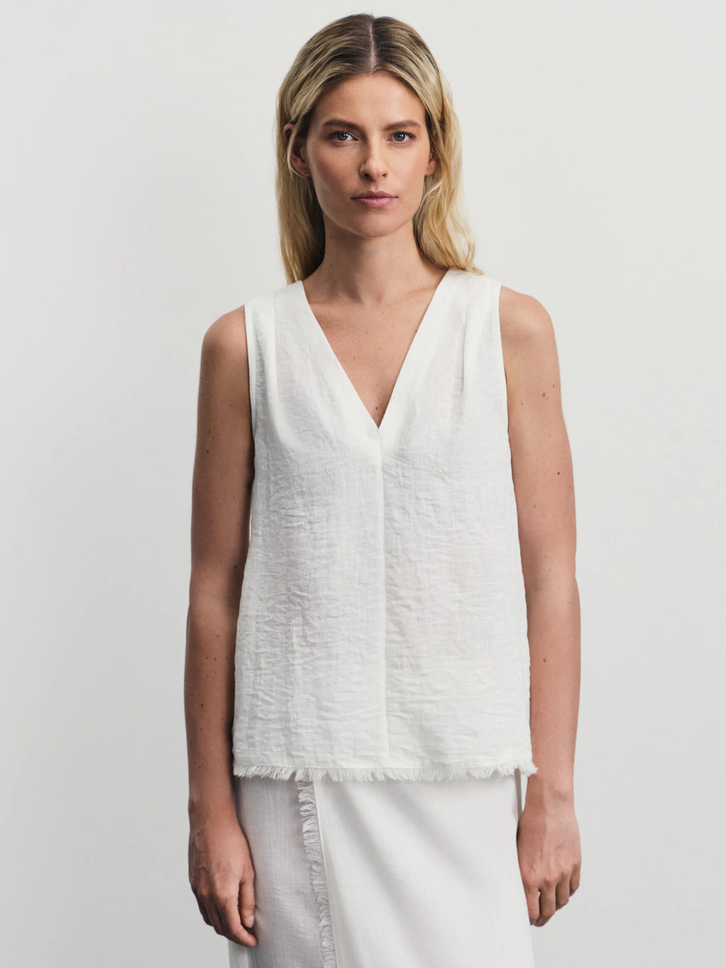 Блузка-топ с бахромой / Zarina  фото 3