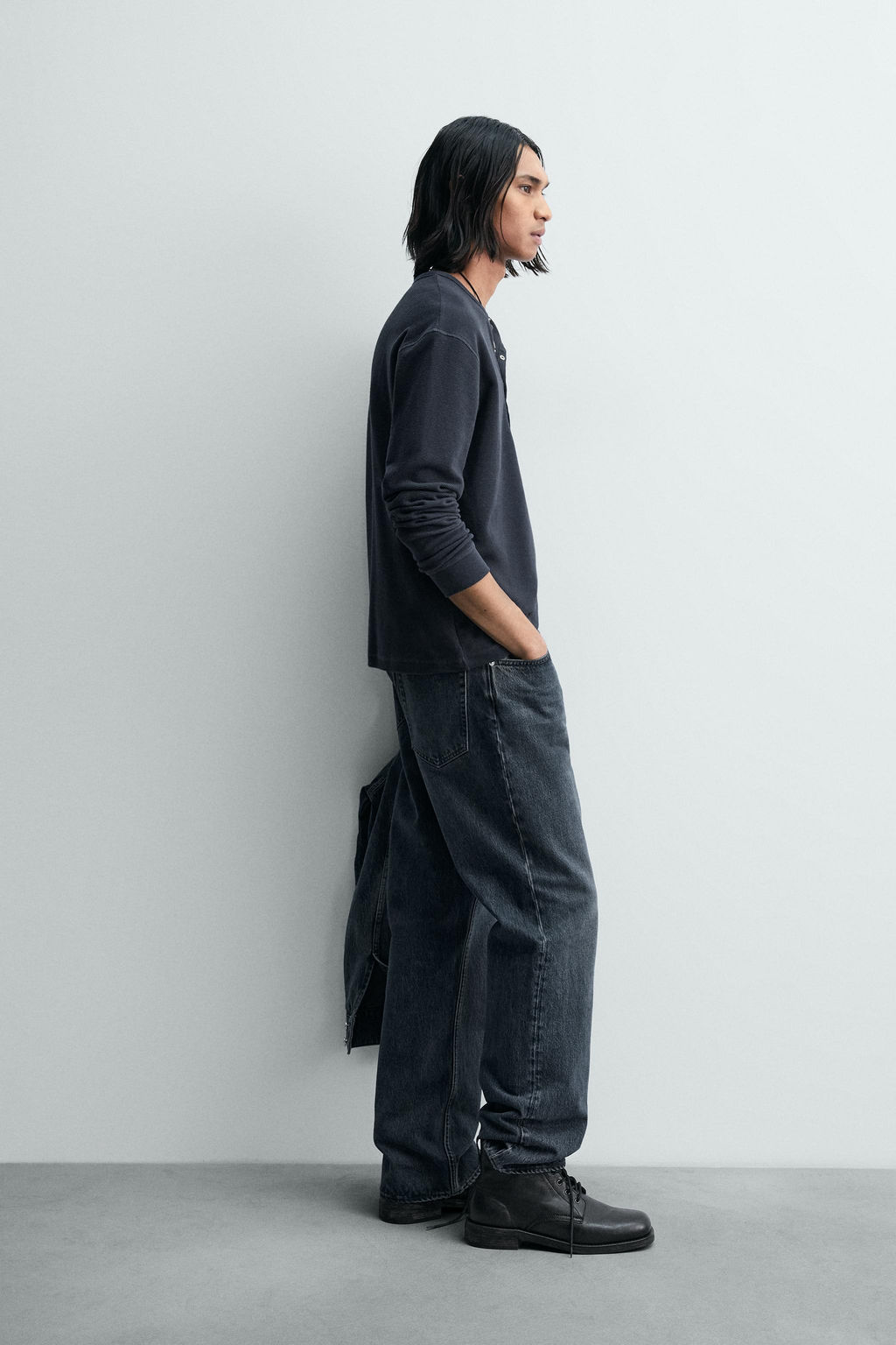 LIMITED EDITION WAFFLE-KNIT HENLEY T-SHIRT - Zara фото 4