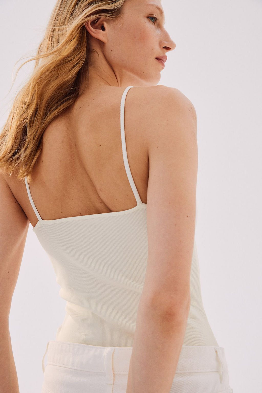 Top de tirantes finos con escote en V - H&m фото 4