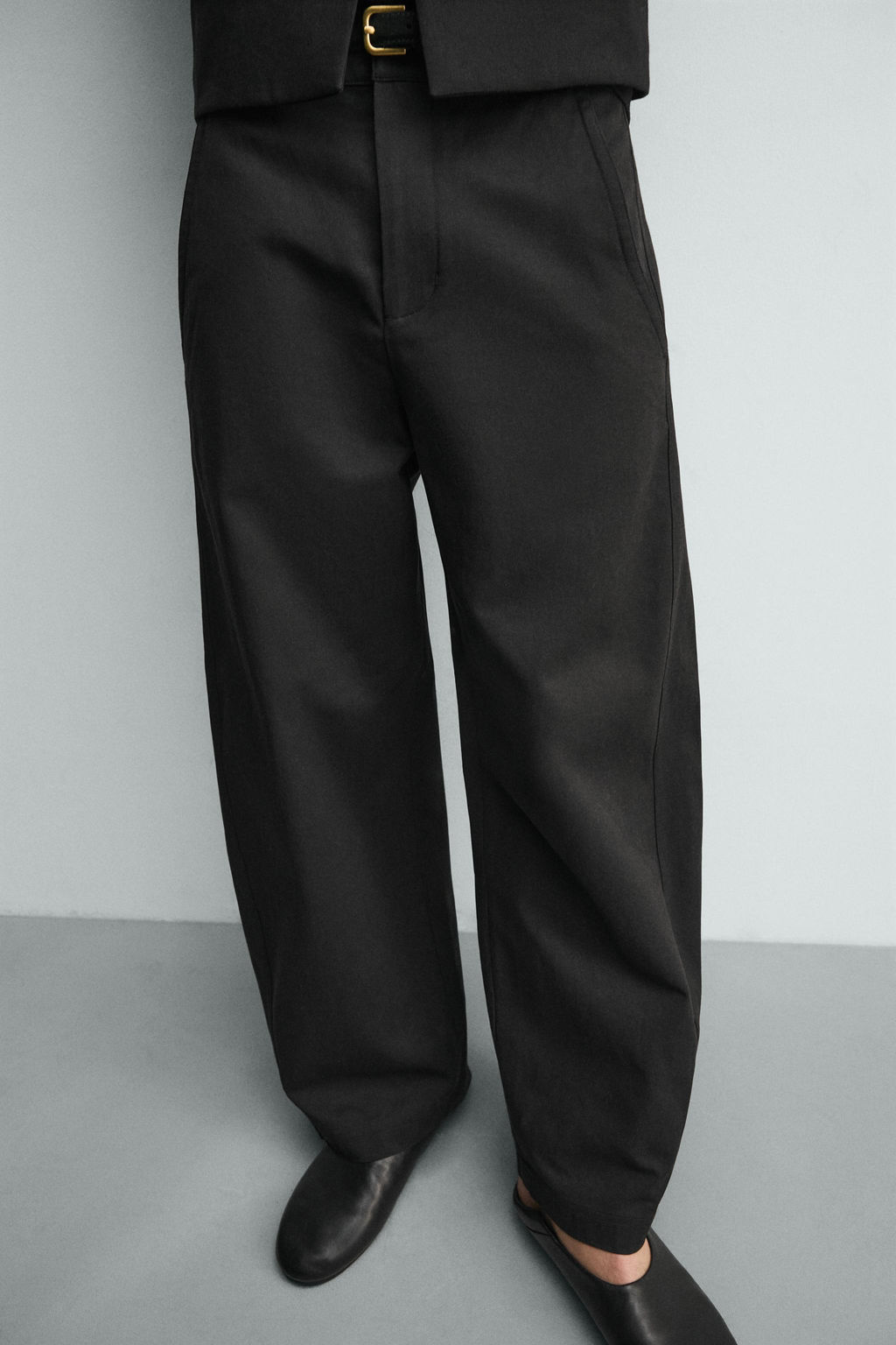 PANTAL?N RELAXED FIT BAJO AJUSTABLE / Negro - Zara фото 5