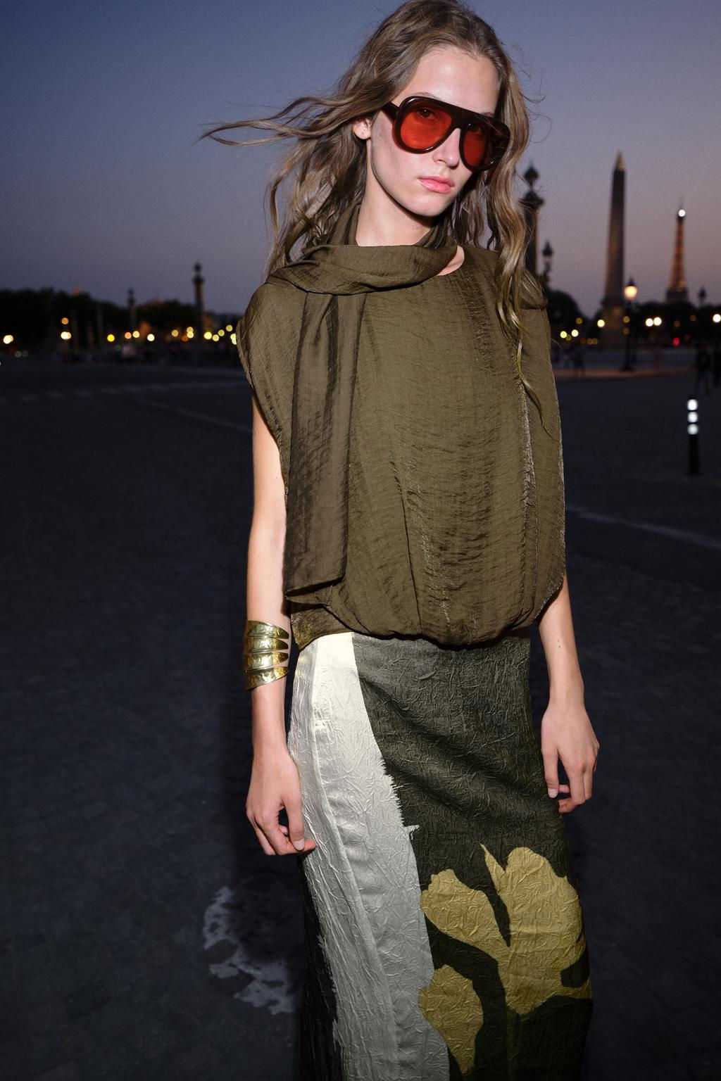 FLOWING TOP WITH SCARF