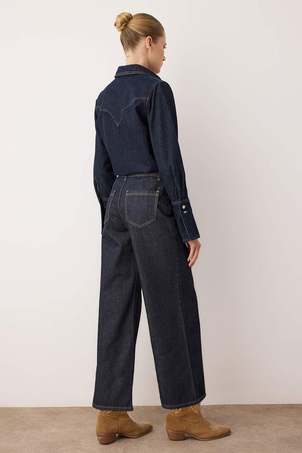 Koyu Mavi Yuksek Bel Culotte Fit Jeans TWOAW26JE00170 - Trendyolmilla фото 4