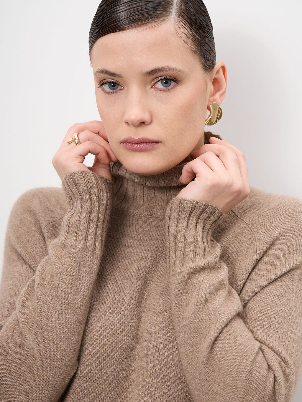 Платье из кашемира 13088 капучино