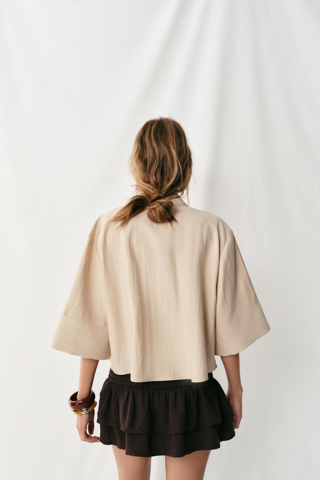 CAMISA CORTA MANGA ANCHA / Beige