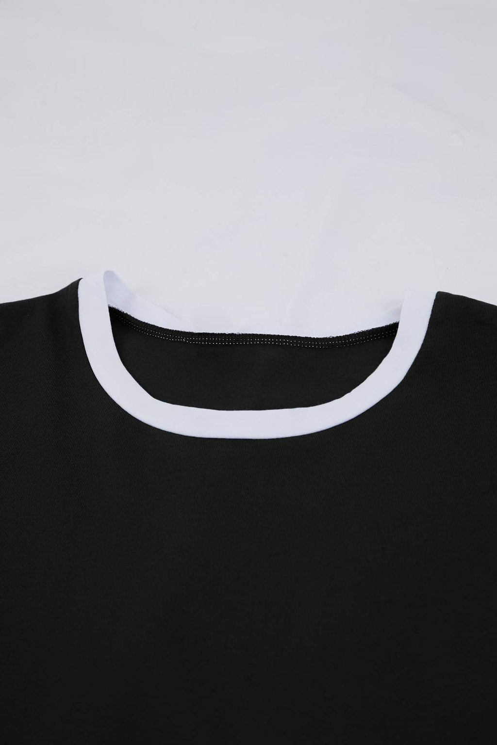 Siyah Regular Fit Yaka Ve Kol Kontrast Detayl? Pamuklu Pijama Tak?m? TMNSS26PT00016