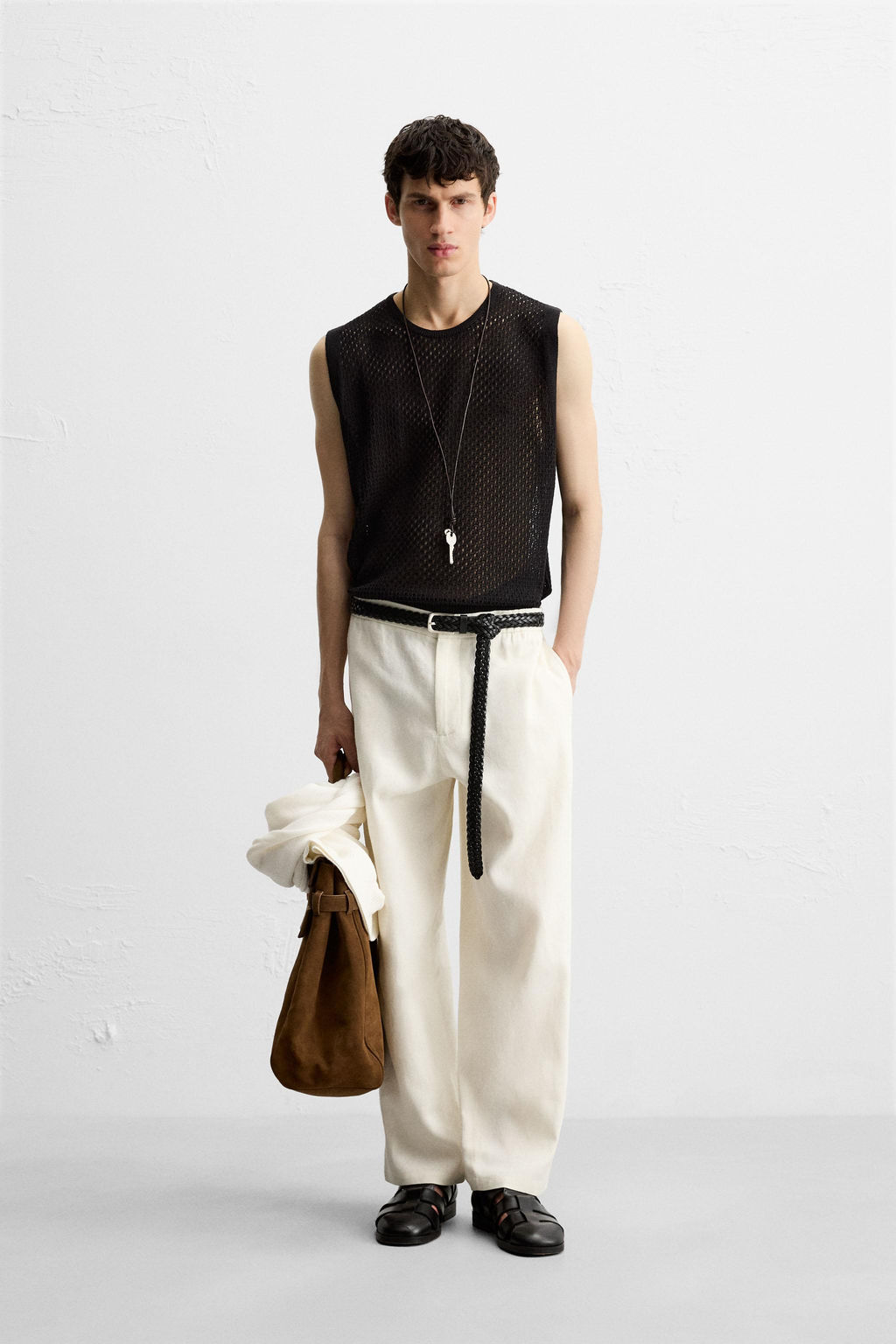 OPEN KNIT VEST