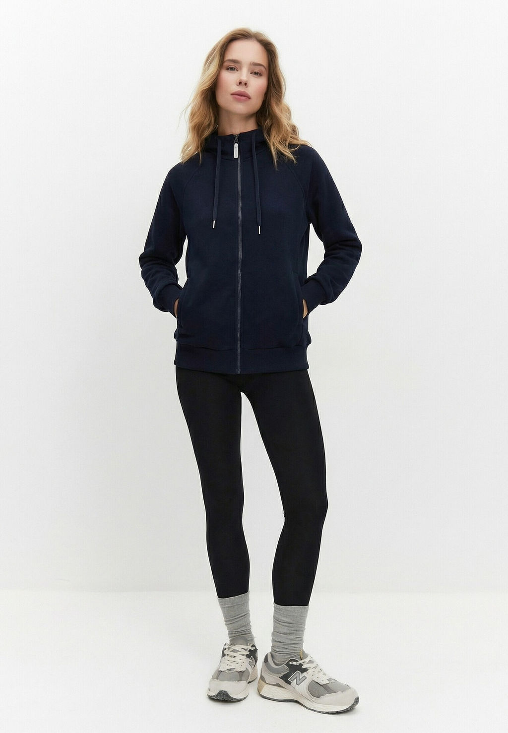 Толстовка женская 25234-532 футер - Avese фото 171