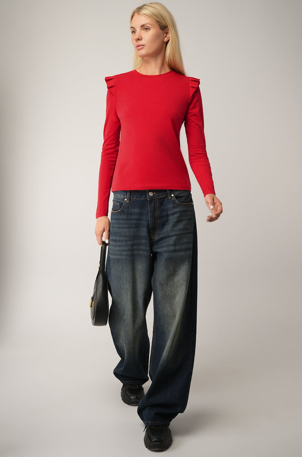 Женский лонгслив с крылышками Happyfox