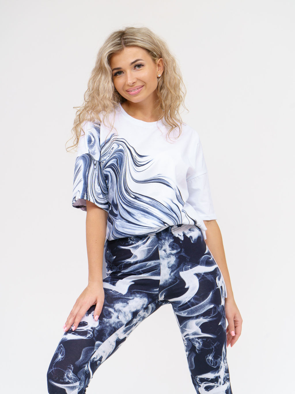 909 Костюм "белый/черный"