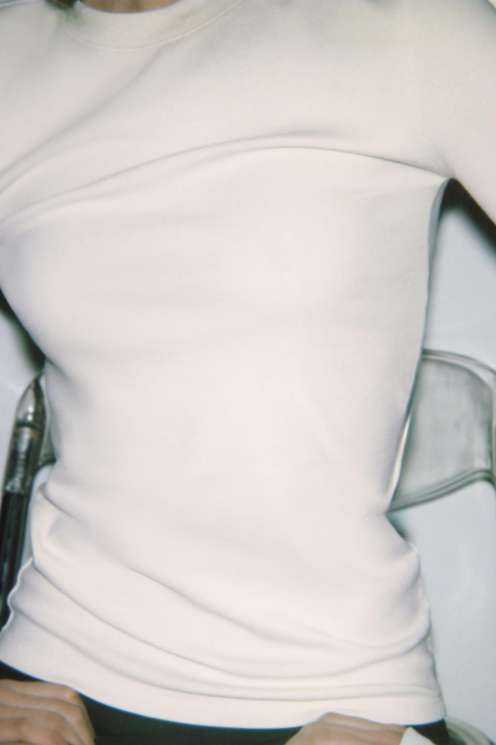 EMBROIDERED LONG SLEEVE T-SHIRT - Zara фото 17