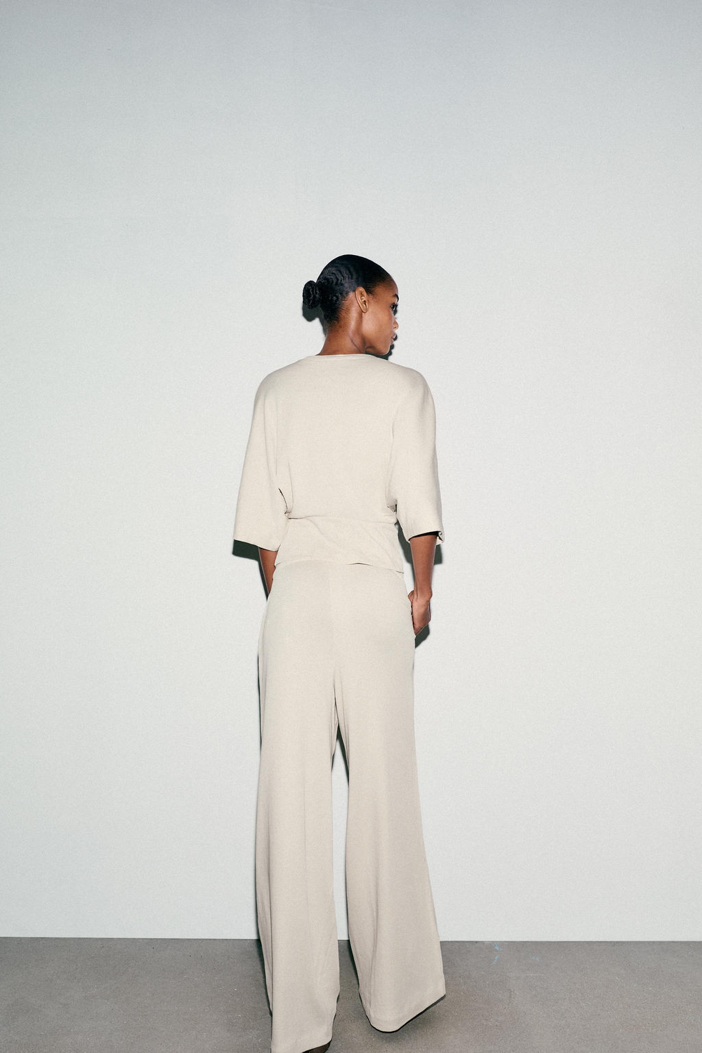 COTTON STRAIGHT-LEG TROUSERS - Zara фото 6