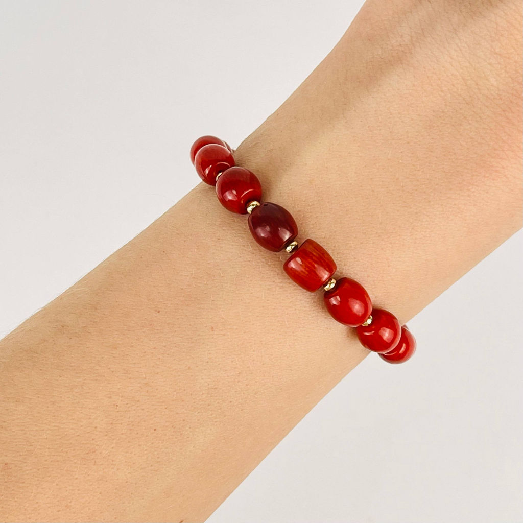 Браслет регулируемый на увеличение из Коралла от 16 см