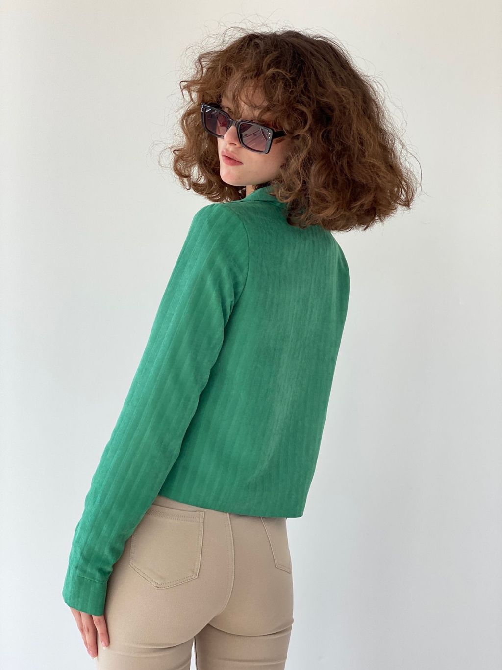 6793 Жакет укороченный двубортный в зелёном цвете - Martichelli фото 8