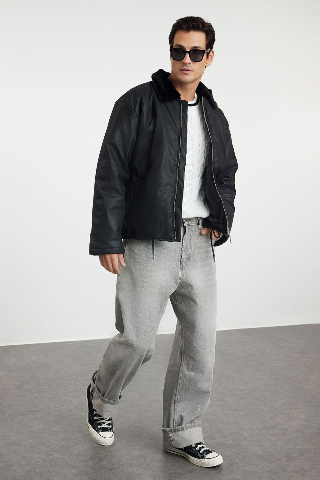 TRENDYOL MAN Siyah Regular Fit Kurk Yakal? K?sl?k Suni Deri Mont TMNAW25MO00020 - Trendyolmilla фото 2