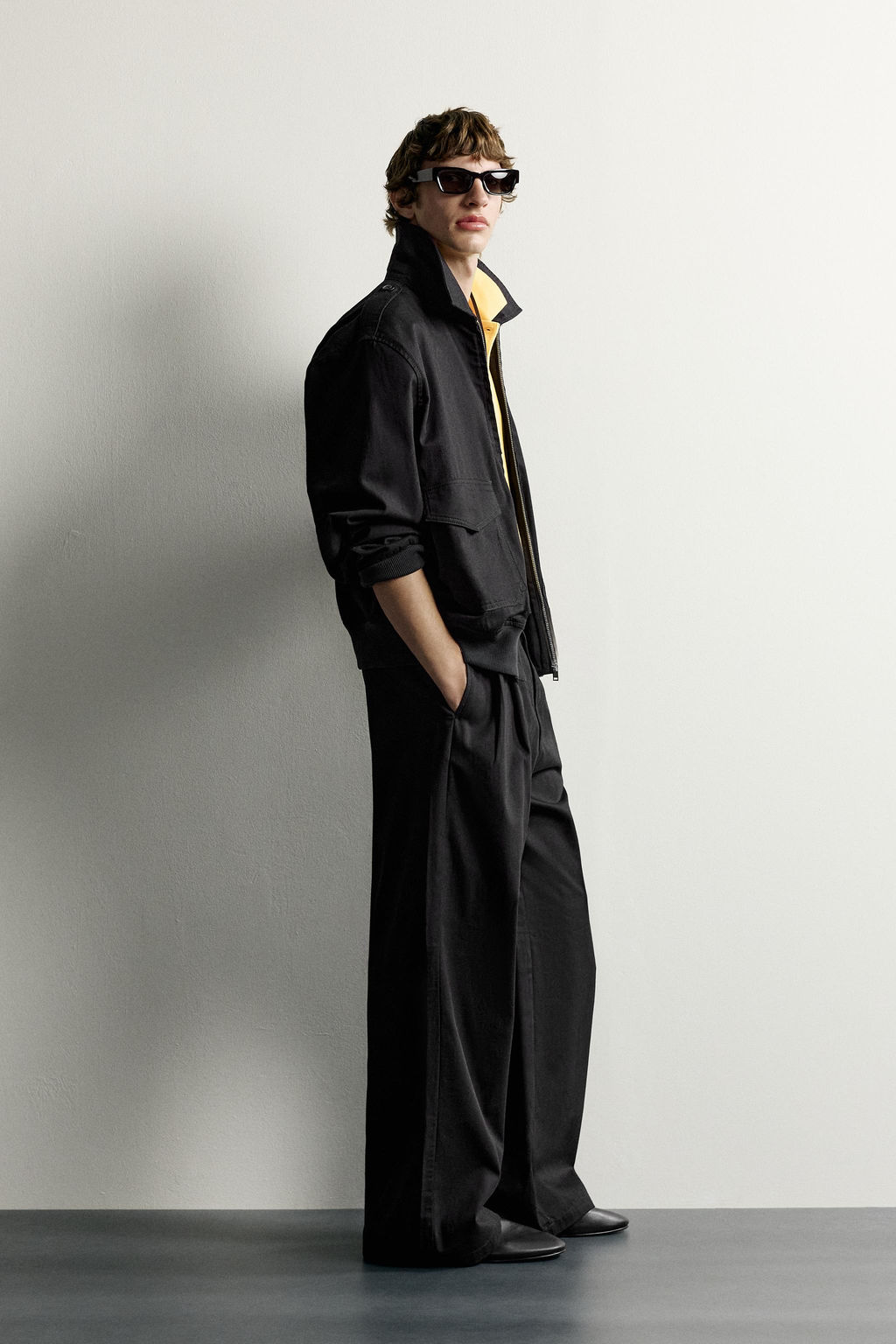 PANTAL?N RELAXED FIT PLIEGUES / ?ndigo - Zara фото 3