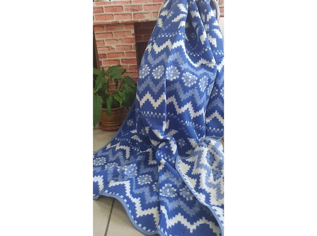 Одеяло байковое в канте 140*200 жаккард "Снежинка" цв. синий