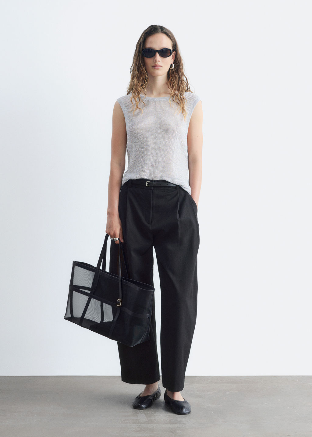 Pantalones recortados con perneras de barril