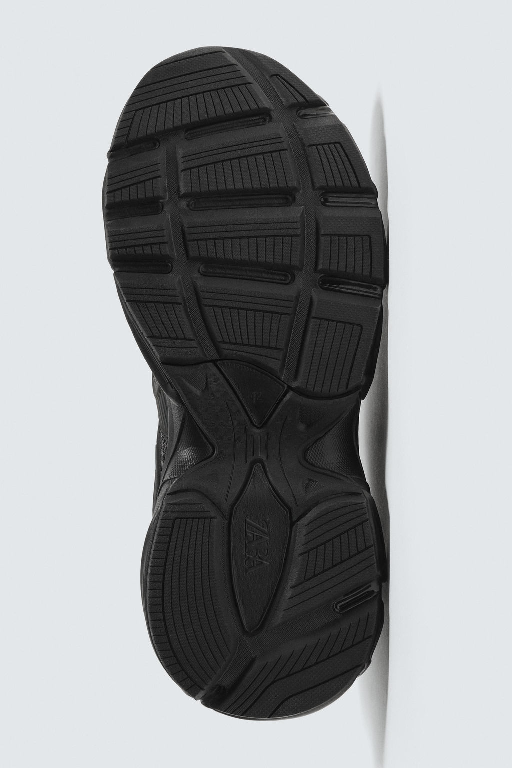 ZAPATILLA SUELA VOLUMEN / Negro - Zara фото 4