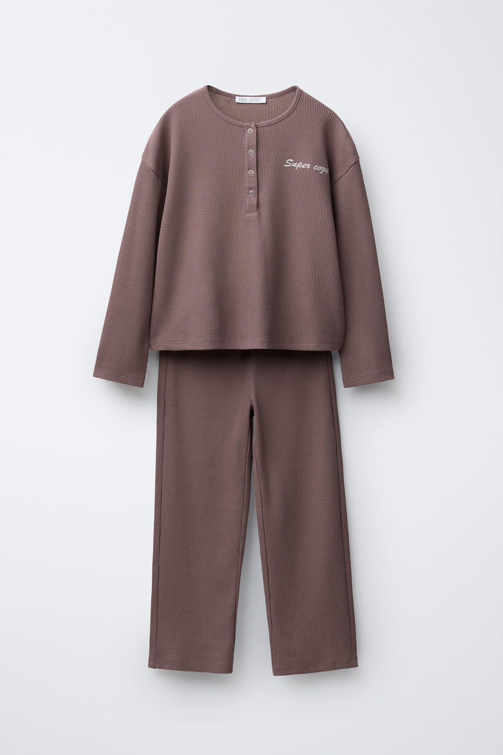 AGES 6-14 / WAFFLE KNIT PYJAMAS WITH EMBROIDERED TEXT