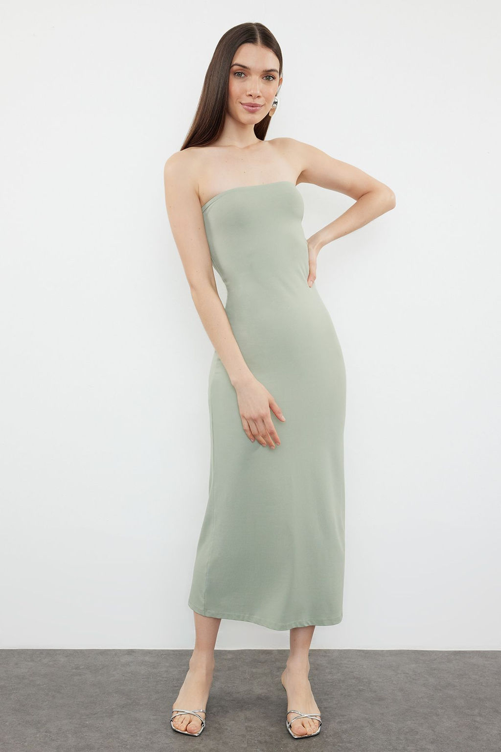 Yesil Duz Poliamid Straplez Esnek Vucuda Oturan Maxi Kalem Elbise TWOSS24EL00991 - Trendyolmilla фото 2