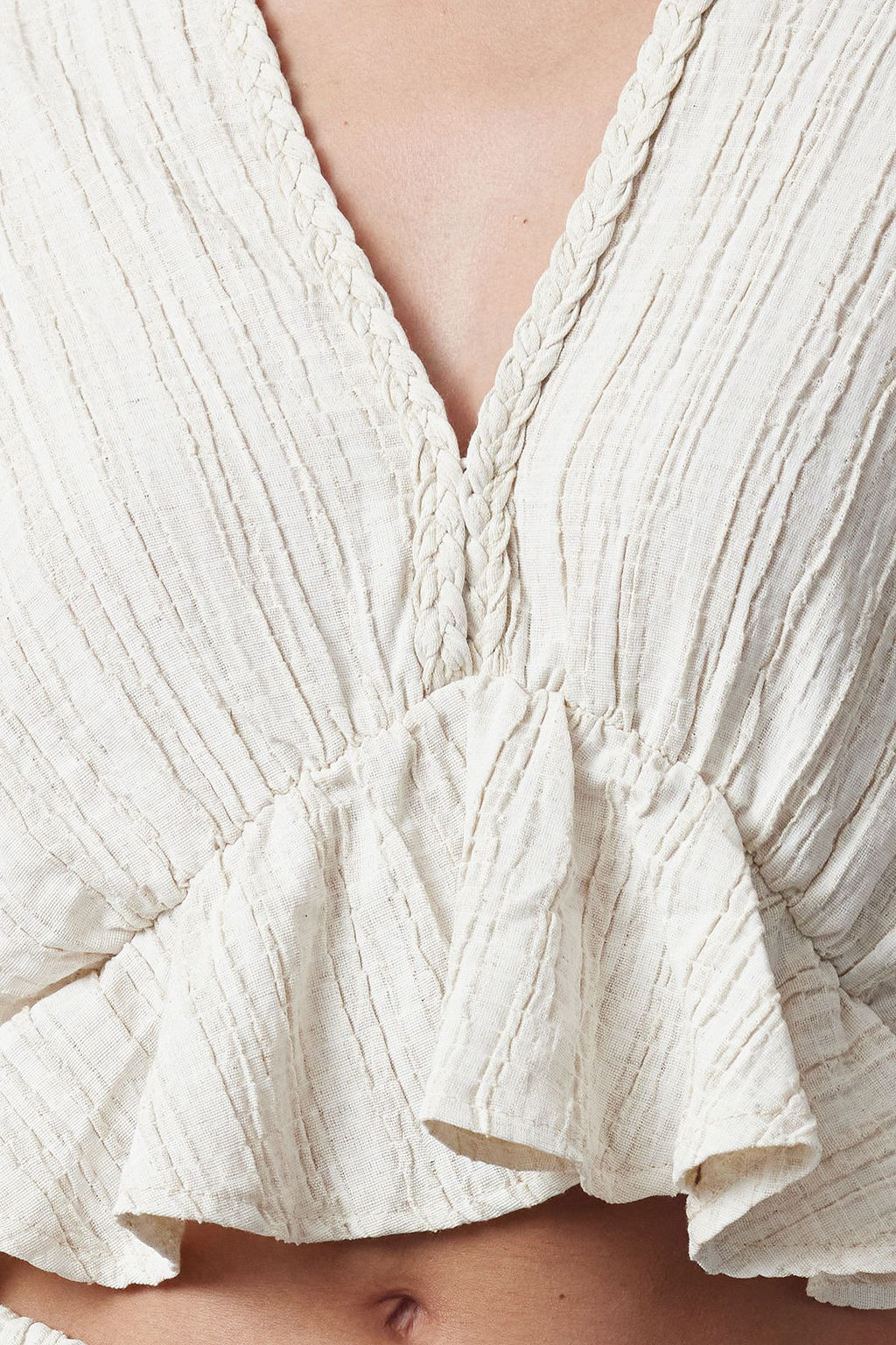 Ekru Dokulu Kumas Volanl? Dokuma Bluz TWOSS24BZ00480