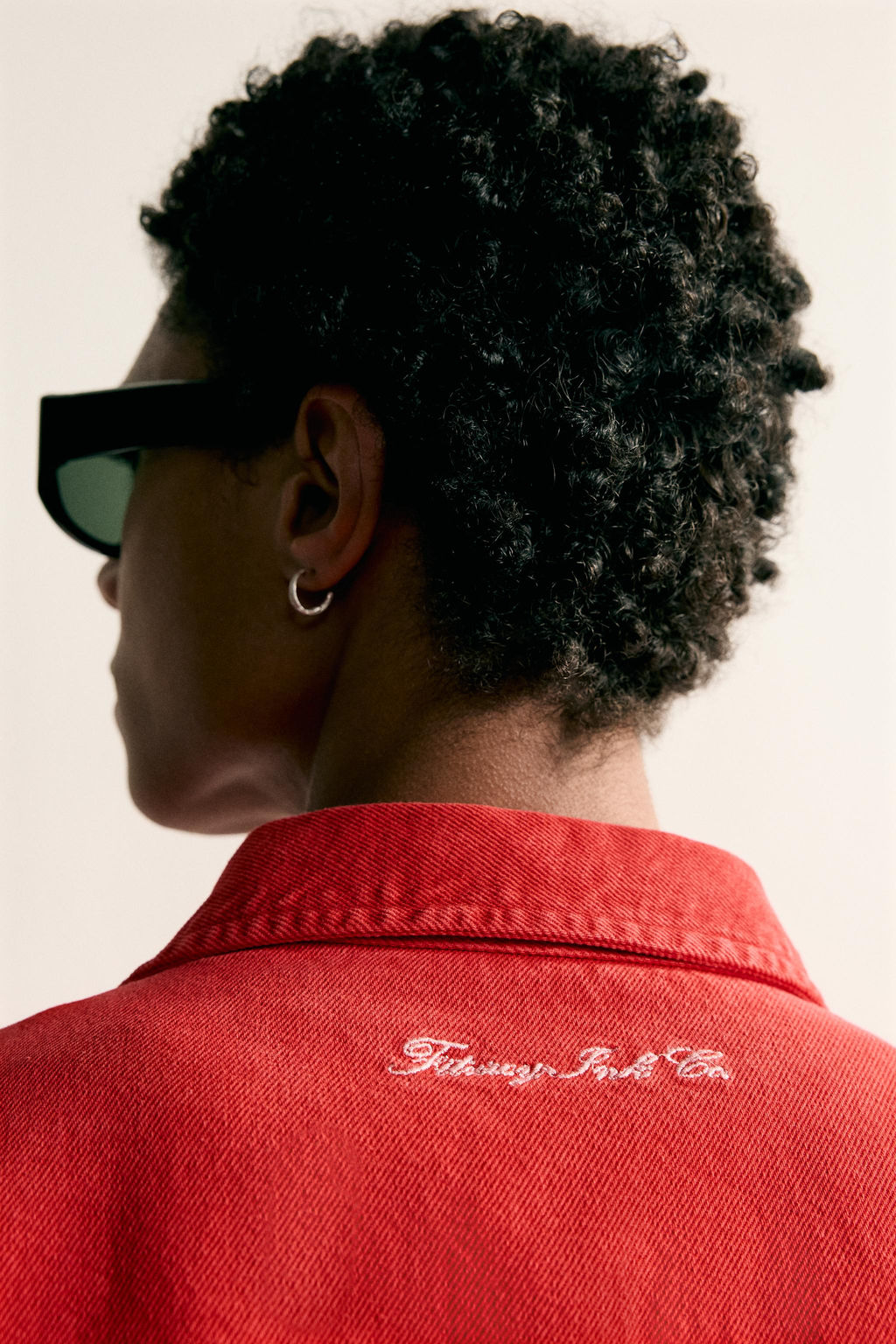 SOBRECAMISA BOXY FIT BORDADO PARCHES / Rojo - Zara фото 5